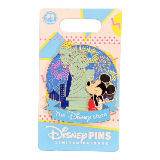Mickey Mouse and Minnie Mouse Statue of Liberty New Year’s Eve